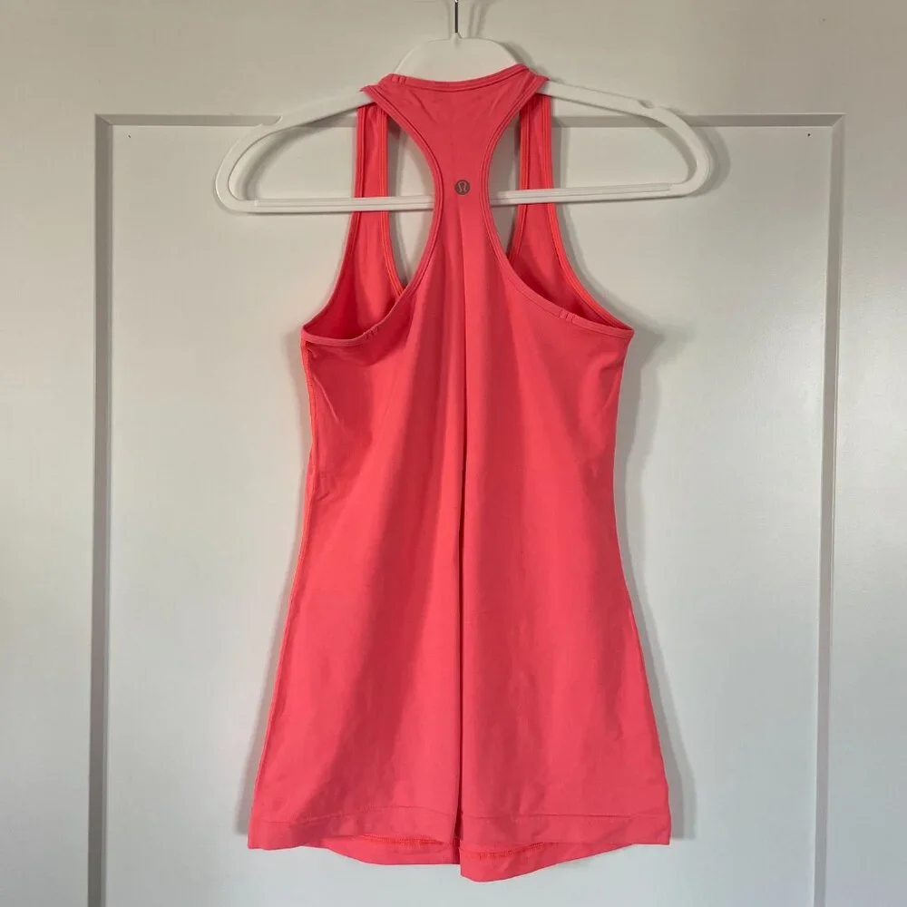 Lululemon Tech Racerback Tank Top *Hip Length - Picture 5 of 5